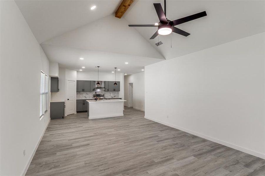 Spacious, unfurnished interior of a new home in , Dallas (Image 21).