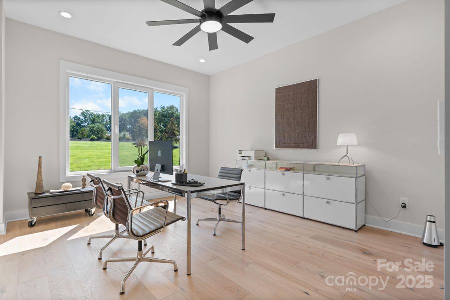 Furnished interior view inside a new home in , Terrell (Image 8).