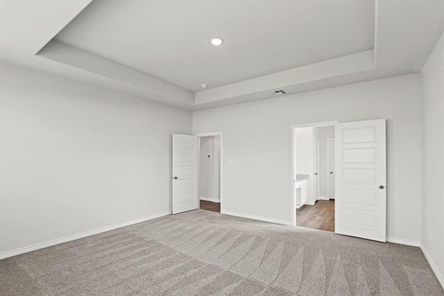 Spacious, unfurnished interior of a new home in Burgess Meadows, Cleburne (Image 8). Spacious, unfurnished interior of a new home in Burgess Meadows, Cleburne (Image 8).