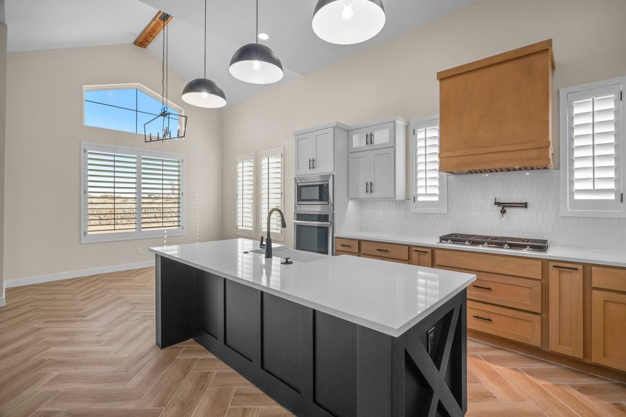 Furnished interior view inside a new home in Verdancia, El Paso (Image 13).