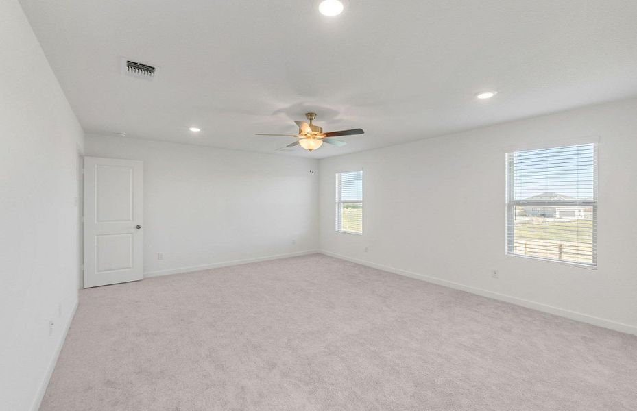 Spacious, unfurnished interior of a new home in Sonterra, Jarrell (Image 18). Spacious, unfurnished interior of a new home in Sonterra, Jarrell (Image 18).