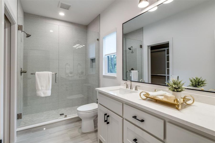 Furnished interior view inside a new home in , Dallas (Image 11).