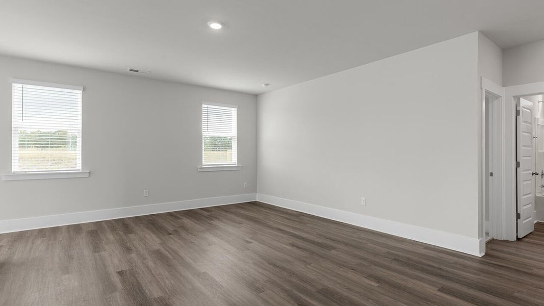 Spacious, unfurnished interior of a new home in Surfside Landing, Hubert (Image 16).