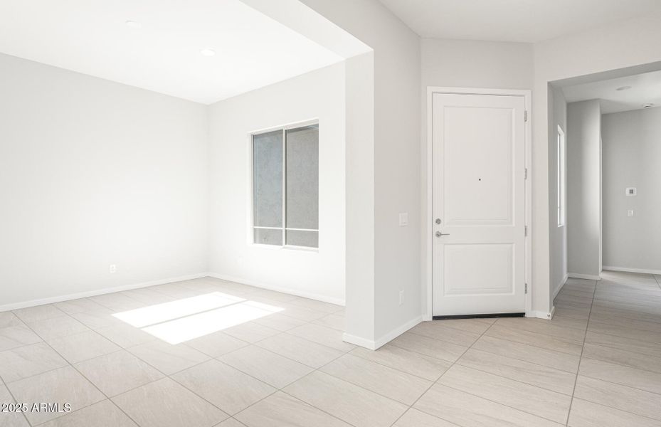 Den / Entry Den / Entry