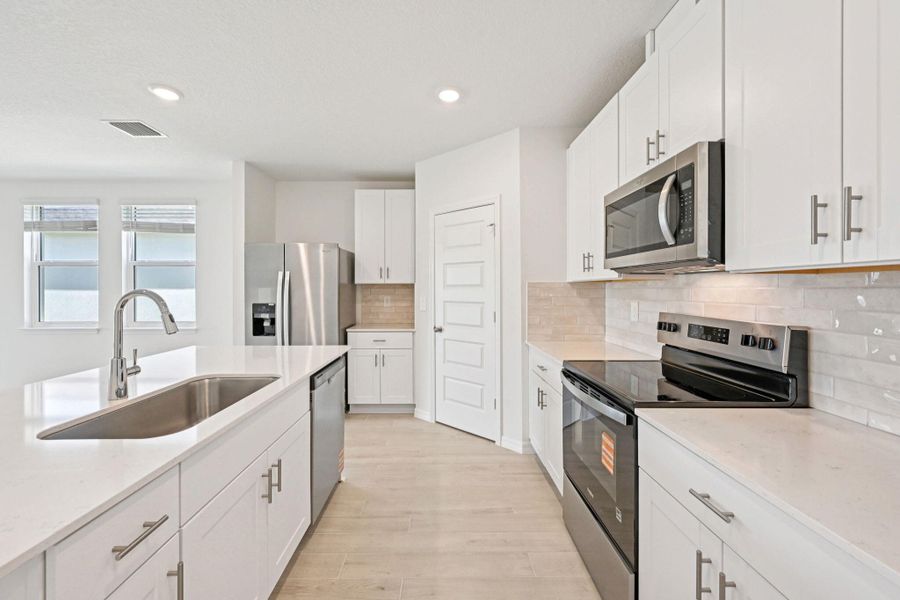 5461 Hampton Park Cir Vero Beach FL (14) 5461 Hampton Park Cir Vero Beach FL (14)