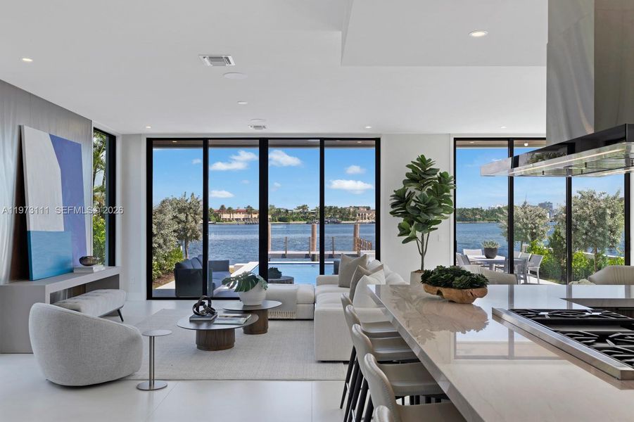 Community amenities in , Miami Beach (Image 20).