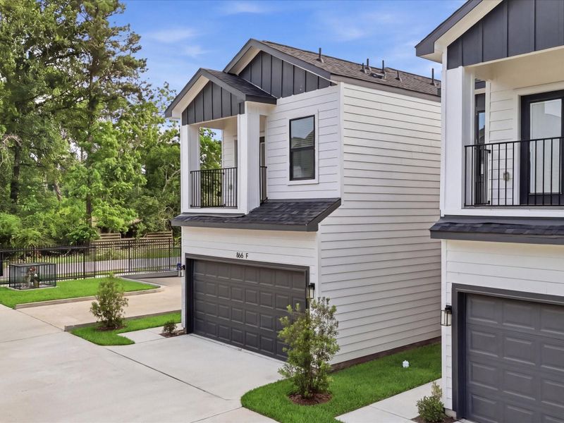 Front exterior of a new home in , Houston, TX, highlighting curb appeal (Image 27).