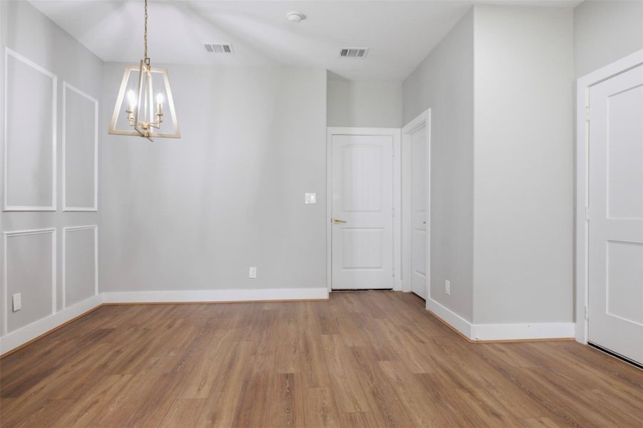 Spacious, unfurnished interior of a new home in , Houston (Image 30).