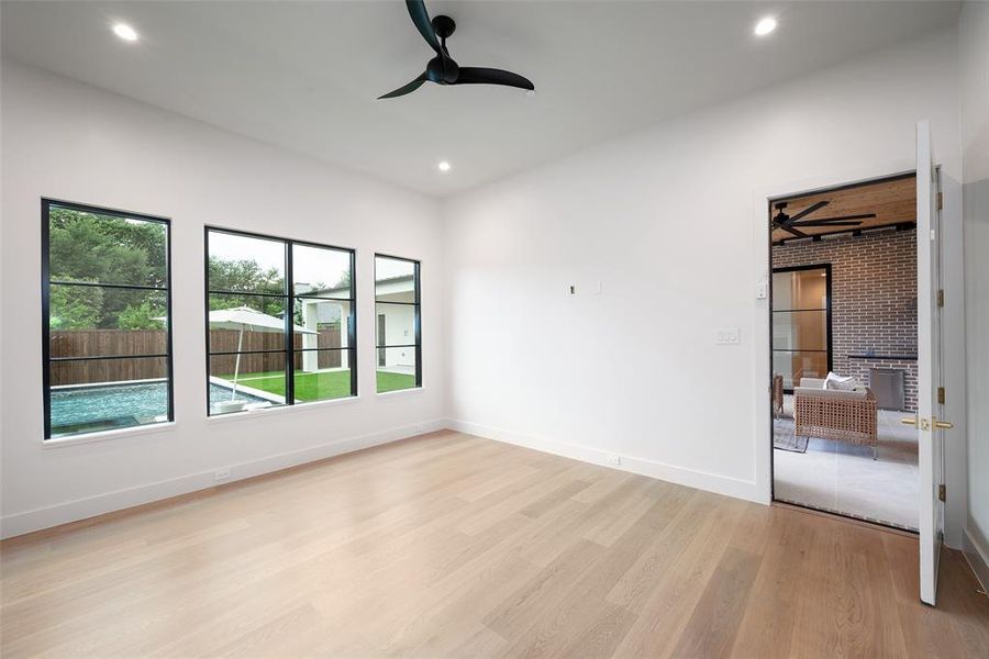 Spacious, unfurnished interior of a new home in , Dallas (Image 20). Spacious, unfurnished interior of a new home in , Dallas (Image 20).