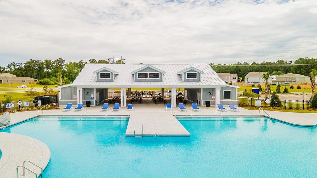 Community amenities in Pine Hills at Cane Bay, Summerville (Image 14).