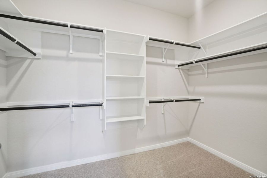 Spacious, unfurnished interior of a new home in Royal Crest, San Antonio (Image 27).