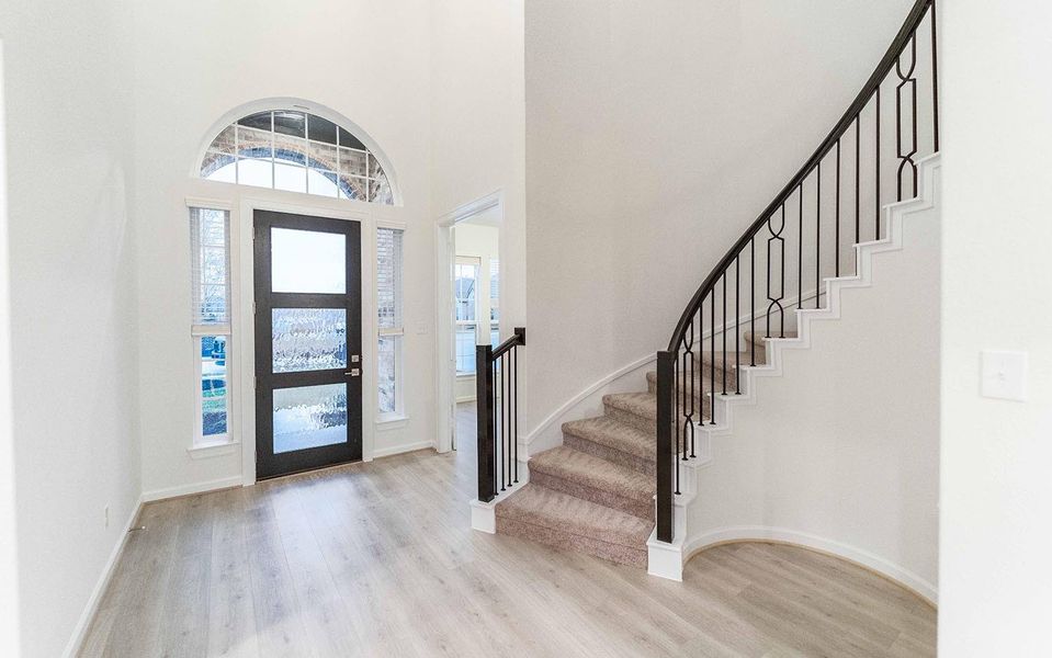 Spacious, unfurnished interior of a new home in Marvida, Cypress (Image 15). Spacious, unfurnished interior of a new home in Marvida, Cypress (Image 15).