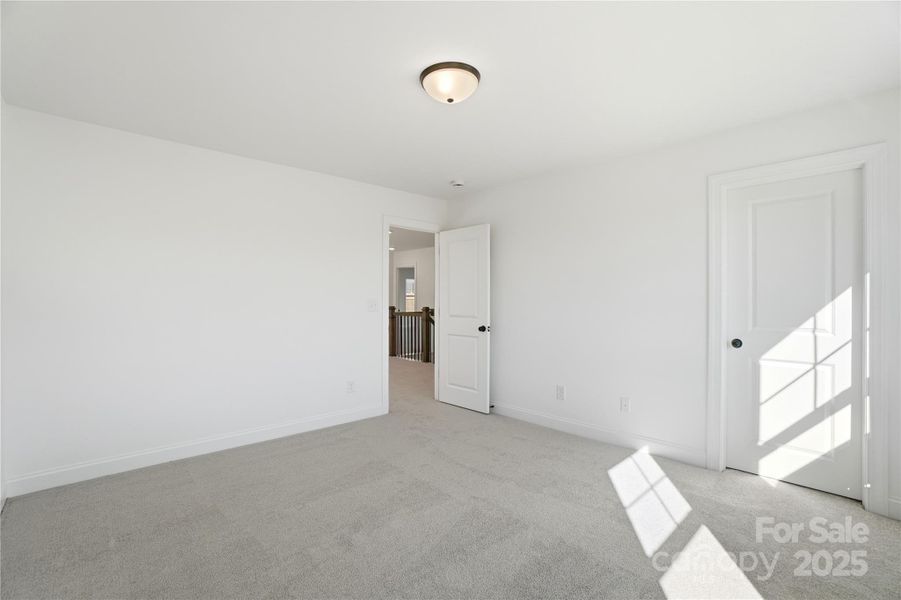 Spacious, unfurnished interior of a new home in Summerlin, Mooresville (Image 28).