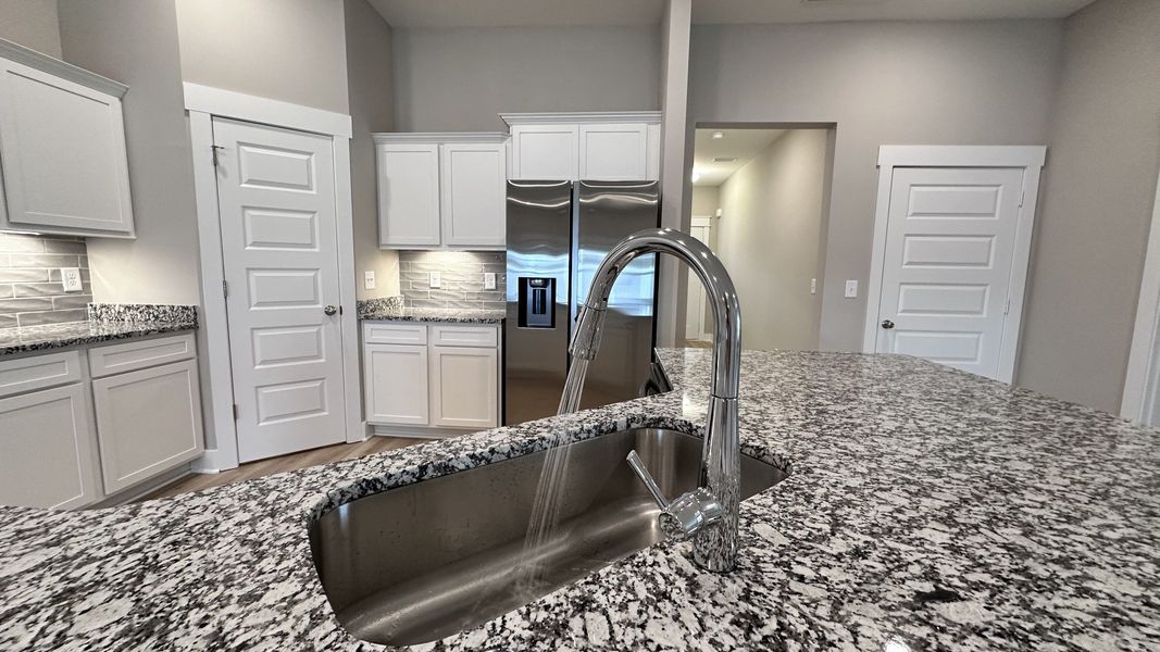 Close-up of interior finishes inside a home in Veterans Cove, Murfreesboro (Image 21).