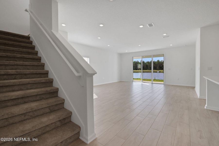 Spacious, unfurnished interior of a new home in Brook Forest, St. Augustine (Image 28).