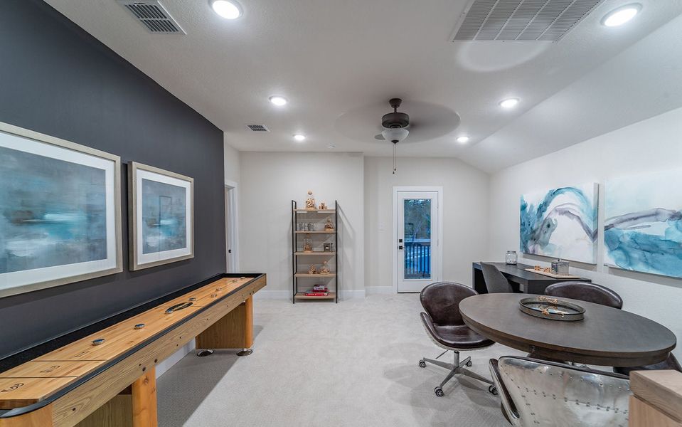 Representative furnished interior of a home built from the Dakota by CastleRock Communities in Hughes Landing, Dickinson (Image 30).