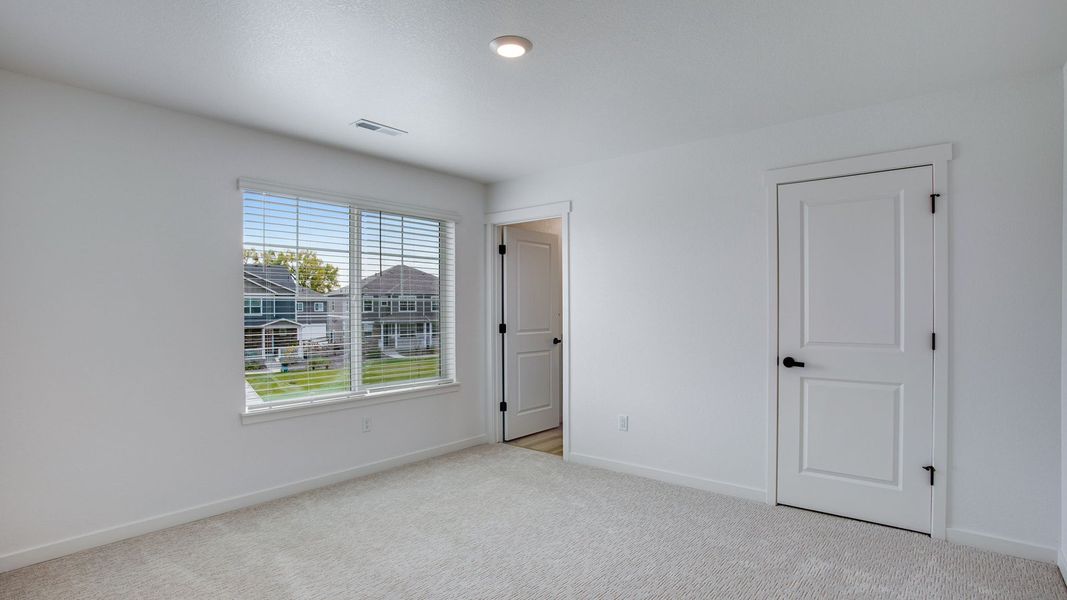 Spacious, unfurnished interior of a new home in Vista Meadows, Fort Lupton (Image 21). Spacious, unfurnished interior of a new home in Vista Meadows, Fort Lupton (Image 21).