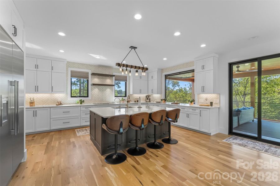 Furnished interior view inside a new home in , Marion (Image 10).