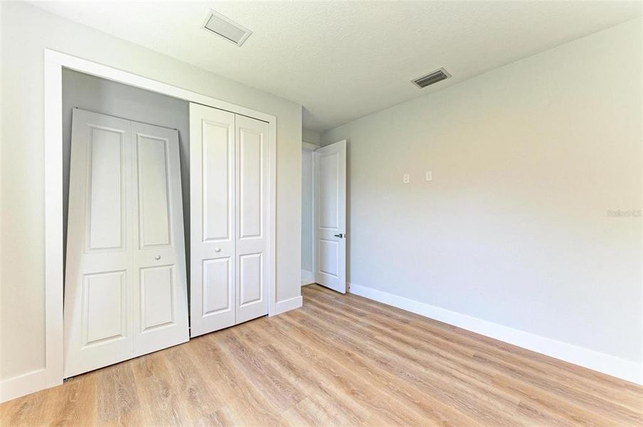 Spacious, unfurnished interior of a new home in , North Port (Image 33).