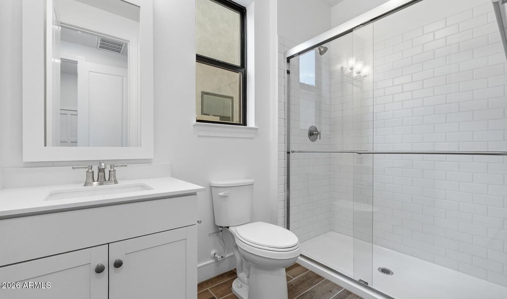 Viviendo Lot #26 Extra Suite Bath (Large