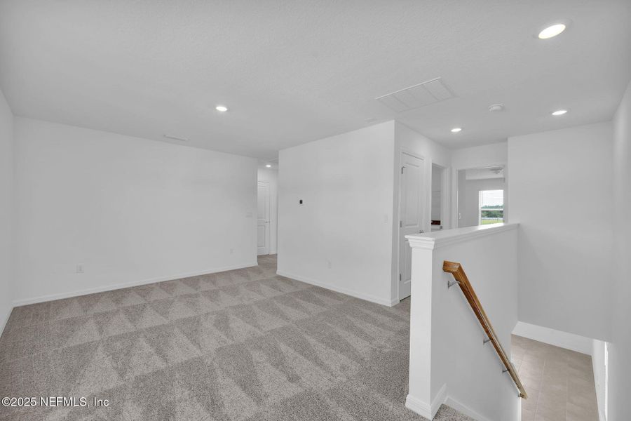 Spacious, unfurnished interior of a new home in Wells Landing, Jacksonville (Image 22).