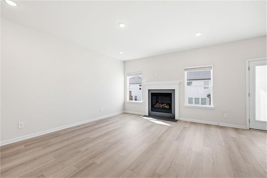 Spacious, unfurnished interior of a new home in , Fairburn (Image 31).