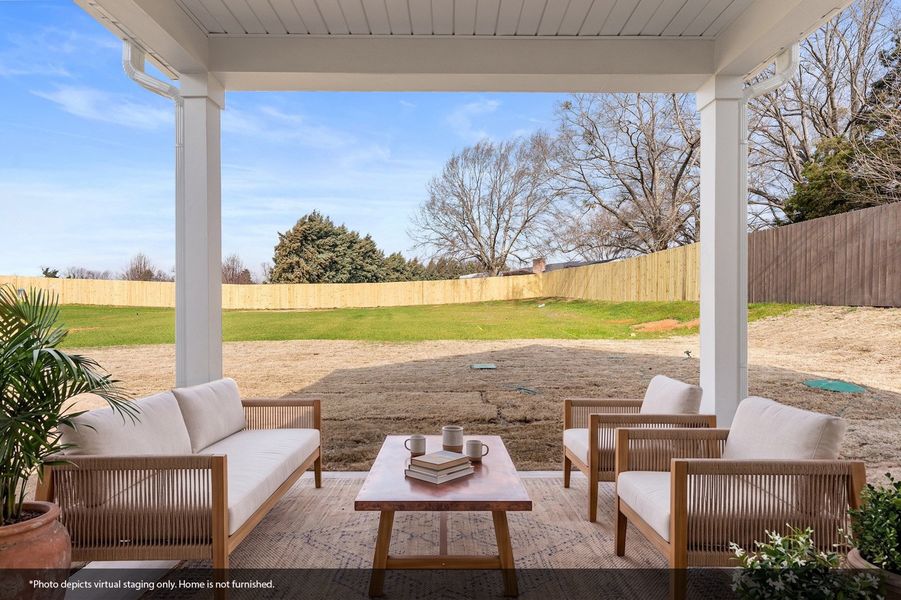 Exterior details and patio area of a home in Dove Hollow, Chesnee (Image 3).