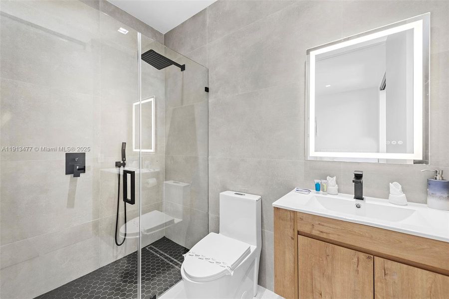 Furnished interior view inside a new home in , North Miami Beach (Image 33).