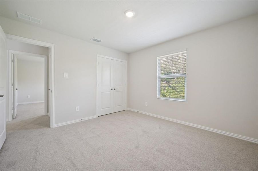 Photo is not of the actual home, but is an inspirational photo of builder’s model home and may depict options, furnishings, and/or decorator features that are not included. Photo is not of the actual home, but is an inspirational photo of builder’s model home and may depict options, furnishings, and/or decorator features that are not included.