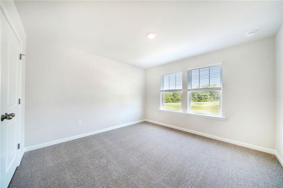 Spacious, unfurnished interior of a new home in Preserve at Mountain Creek, Pendergrass (Image 25).