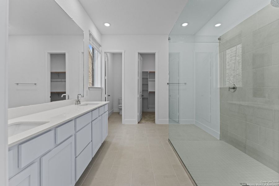 Image 27 of a home in .