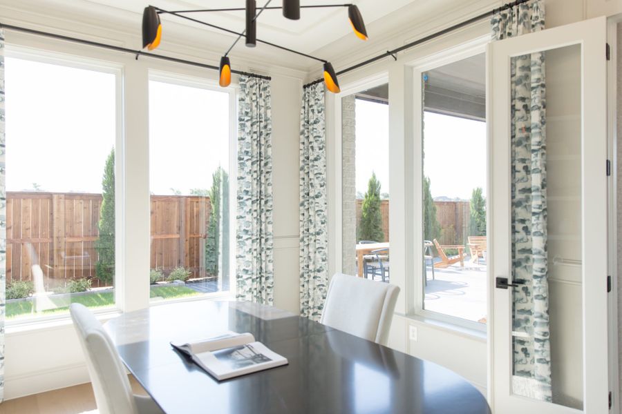 Representative furnished interior of a home built from the 5531 by Tradition Homes in Windsong Ranch, Prosper (Image 32).