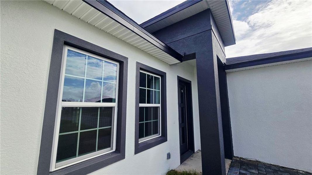 Exterior details and patio area of a home in , Ocala (Image 27).