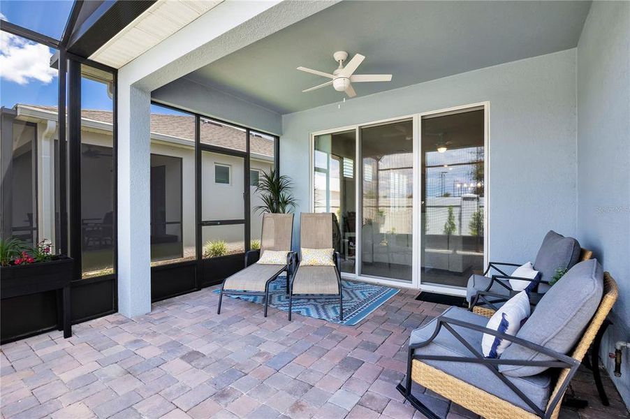 Exterior details and patio area of a home in Del Webb Oasis, Winter Garden (Image 25).