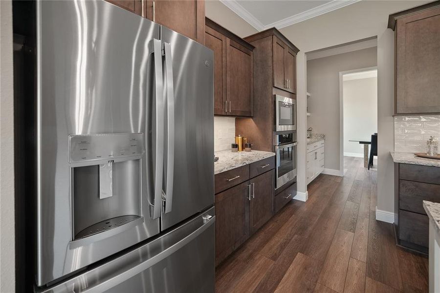 Furnished interior view inside a new home in , Lady Lake (Image 33).