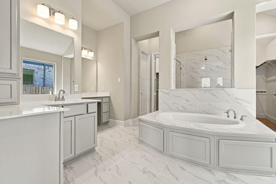 Furnished interior view inside a new home in Coastal Point, League City (Image 13).