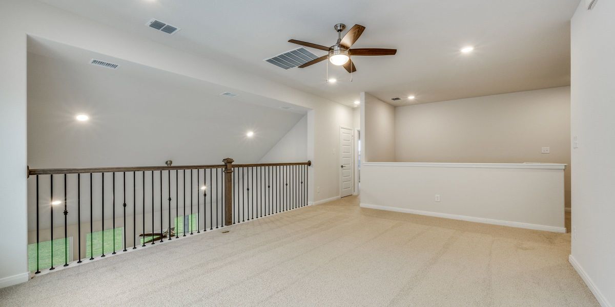 Spacious, unfurnished interior of a new home in Spiritas Ranch, Lakewood Village (Image 21).