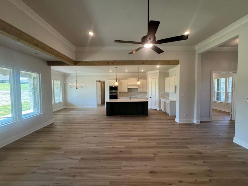 Spacious, unfurnished interior of a new home in Creekview Addition, Van Alstyne (Image 10).