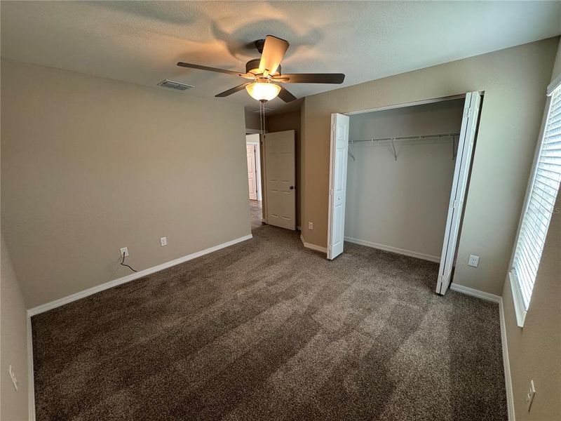 Spacious, unfurnished interior of a new home in , Ocala (Image 8).