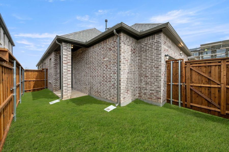 Representative exterior details of a home built from the Durango by Windsor Homes in Walton Ridge, Corinth (Image 3). Representative exterior details of a home built from the Durango by Windsor Homes in Walton Ridge, Corinth (Image 3).