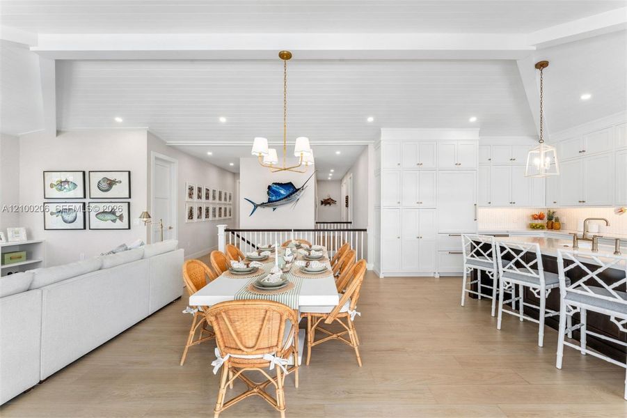 Furnished interior view inside a new home in , Tavernier (Image 66).