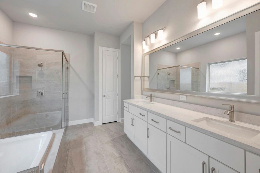 Furnished interior view inside a new home in Grand Central Park 55' Homesites, Conroe (Image 10). Furnished interior view inside a new home in Grand Central Park 55' Homesites, Conroe (Image 10).