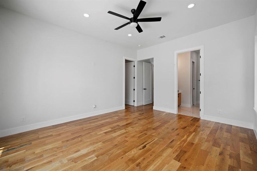 Spacious, unfurnished interior of a new home in , Dallas (Image 17).