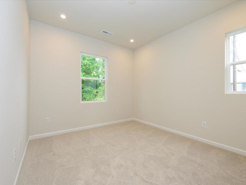 Spacious, unfurnished interior of a new home in Fifteen 15 Cannon, Charlotte (Image 13).