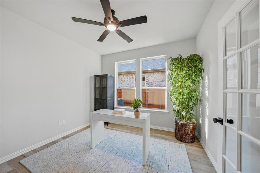 Furnished interior view inside a new home in Morningstar, Aledo (Image 8).