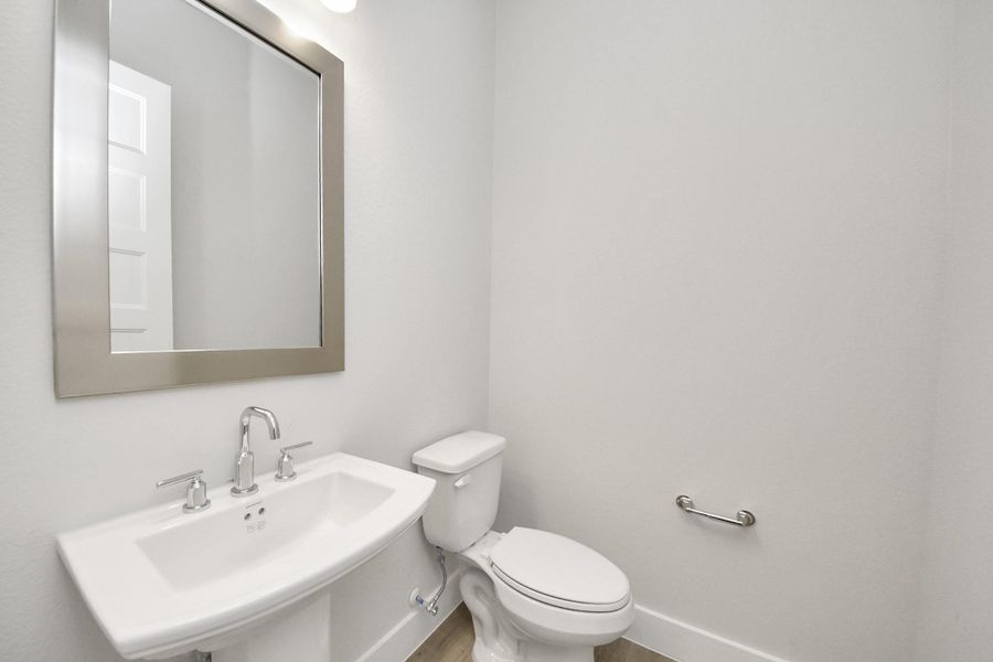 Representative model home photos shown for illustrative purposes only. Actual home, features, and finishes may vary. Home is currently under construction.
