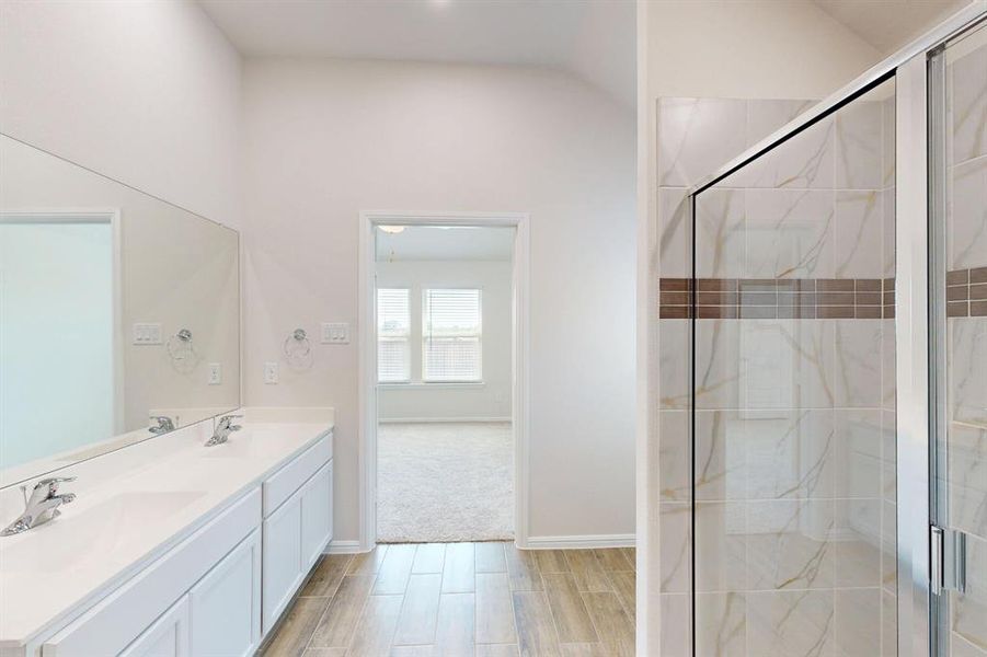 Furnished interior view inside a new home in Meadow Park, Denton (Image 7).