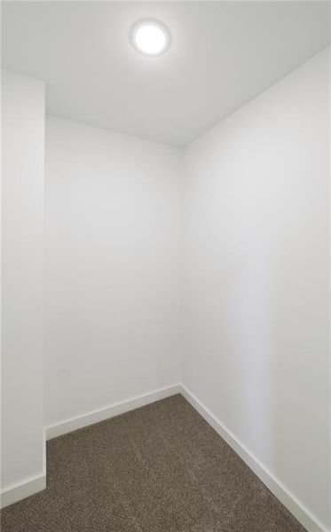 Spacious, unfurnished interior of a new home in , Lindale (Image 28).