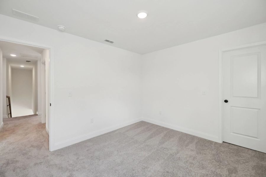 Spacious, unfurnished interior of a new home in Ascent at Arbor Ridge, La Vergne (Image 35).