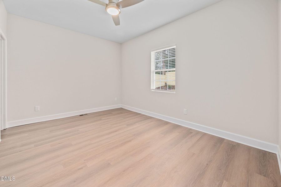 29-web-or-mls-1106-s-blount-st